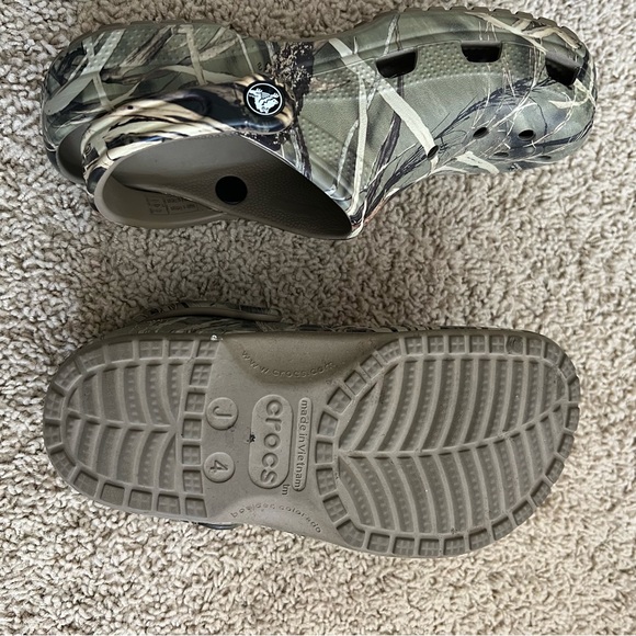 Crocs Real Tree - Picture 3 of 3